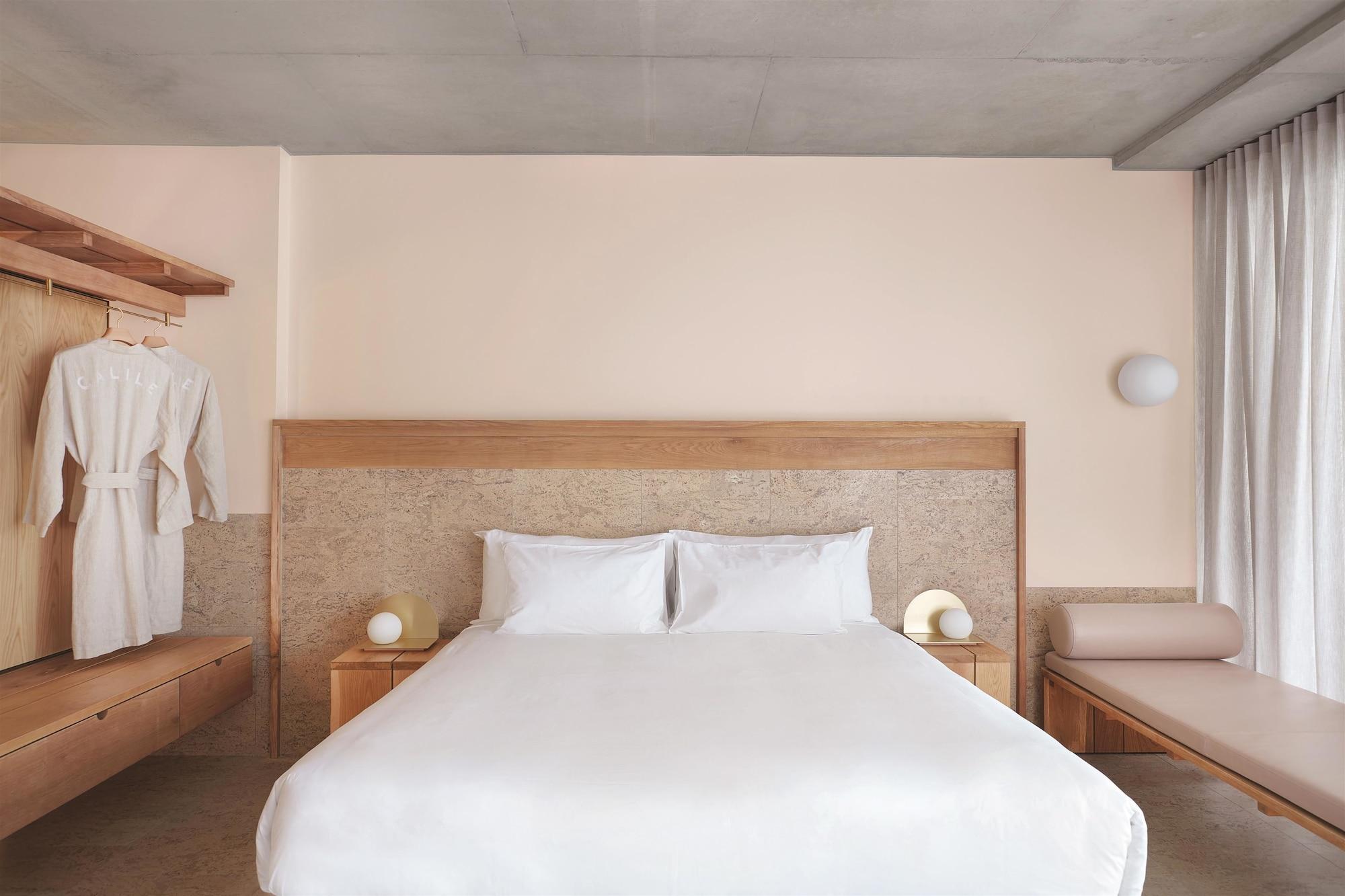 The Calile Hotel Brisbane Exterior photo A bedroom at the hotel