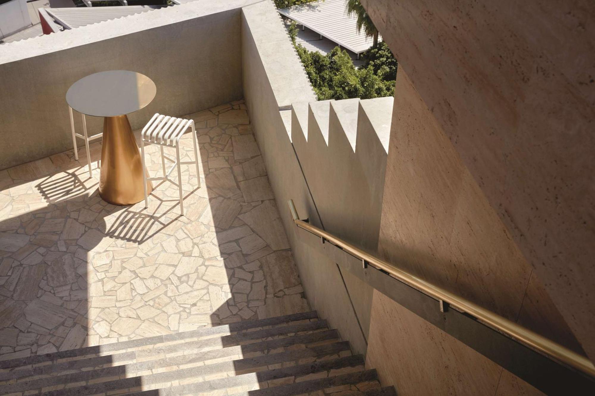 The Calile Hotel Brisbane Exterior photo The staircase